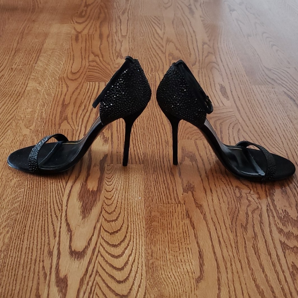 NEW Gucci Black Sexy Strappy Stelletto Size 38.5 - Picture 2 of 6